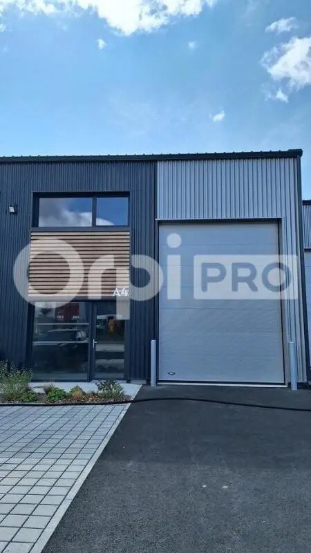 Plus de détails pour Local d'activités à louer