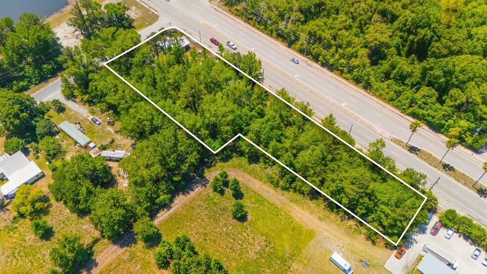 138 FL- 207, East Palatka, FL à vendre - Photo de l’immeuble – Image 2 sur 7