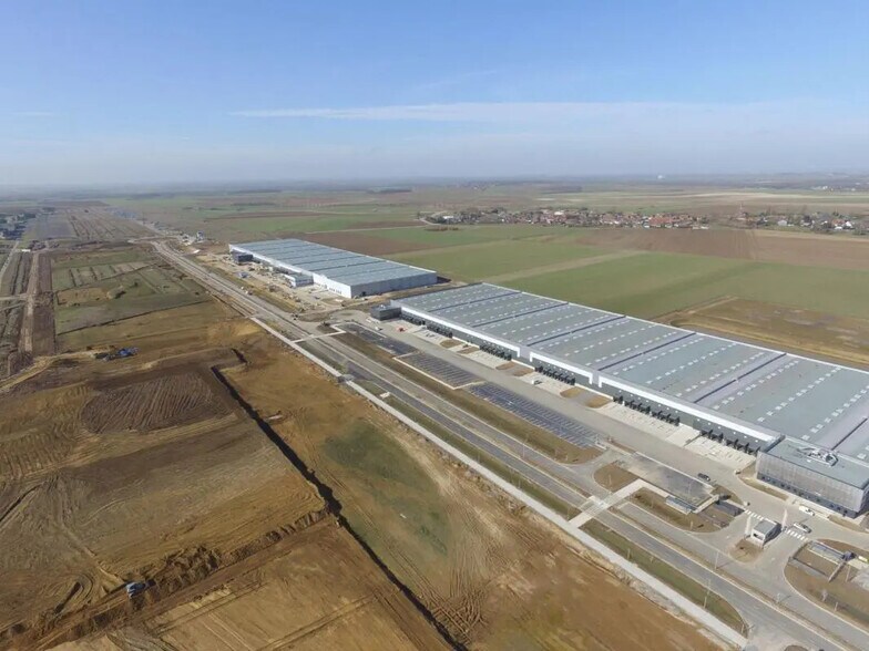 Industriel/Logistique dans Cambrai à louer - Photo de l’immeuble – Image 3 sur 12