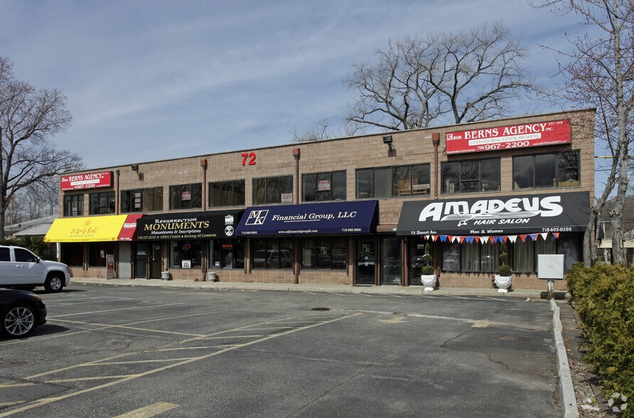 72 Sharrott Ave, Staten Island, NY à louer - Photo de l’immeuble – Image 1 sur 4