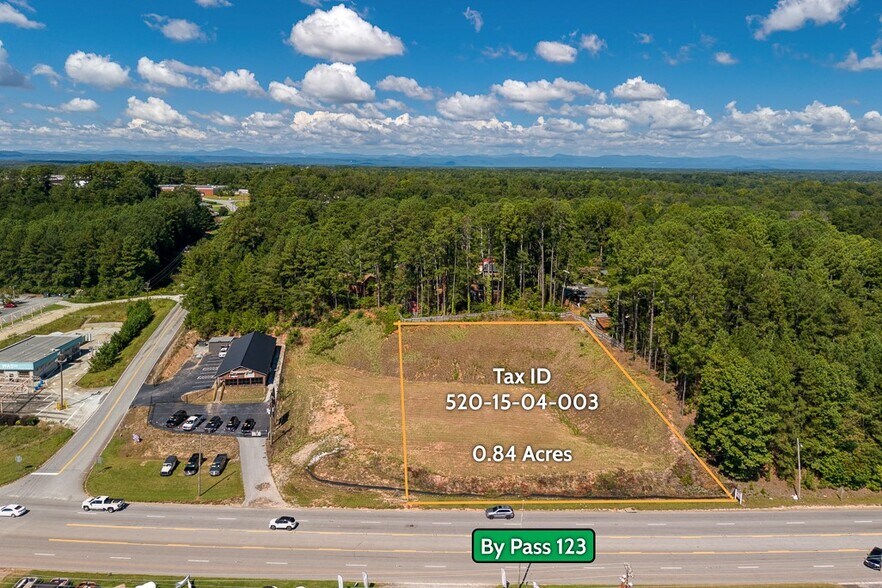 994 US 123 Hwy, Seneca, SC à vendre - Photo principale – Image 1 sur 10