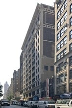 134 W 29th St, New York, NY à louer Photo de l’immeuble– Image 2 sur 9