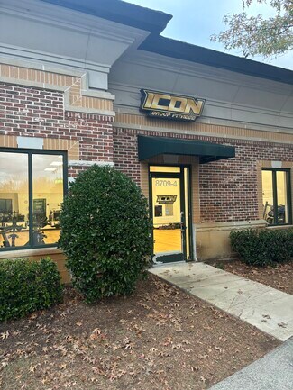 Plus de détails pour 13010-13108 Eastfield Rd, Huntersville, NC - Local commercial à louer