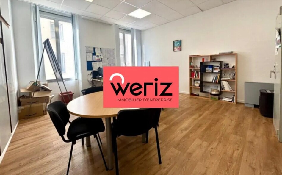 Bureau dans Marseille à louer - Photo de l’immeuble – Image 1 sur 4