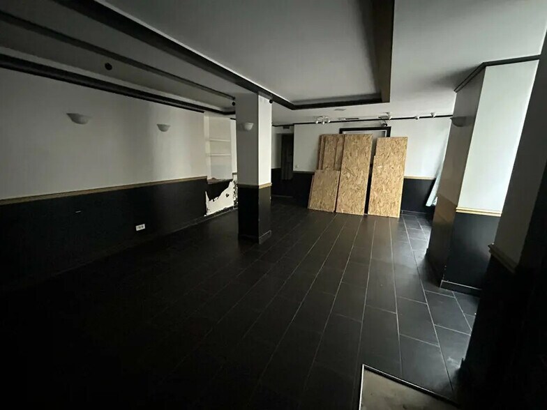 Local commercial dans Paris à louer - Photo intérieure – Image 3 sur 5