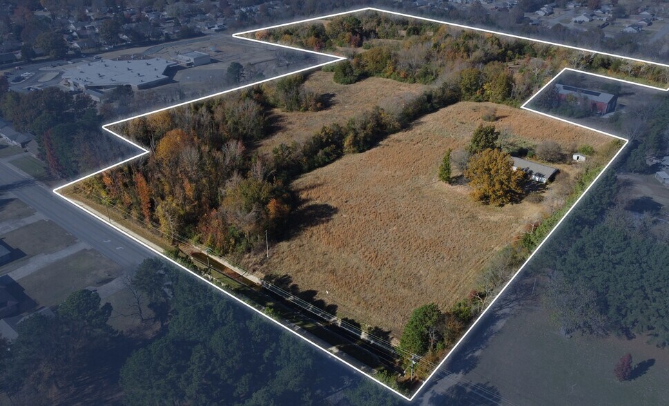 2031 Floyd Ln, Van Buren, AR à vendre - Photo de l’immeuble – Image 1 sur 5