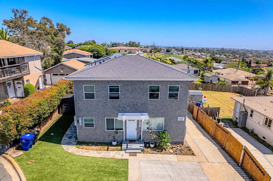 6737-43 Thomson Ct, San Diego, CA à vendre - Photo de l’immeuble – Image 2 sur 27