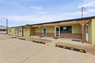 Plus de détails pour 600 N Maple St, Garnett, KS - Local commercial à vendre