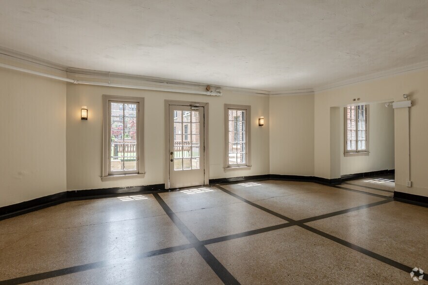 632-644 W Addison St, Chicago, IL à louer - Photo intérieure – Image 3 sur 15