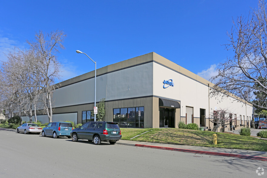 34343 Zwissig Way, Union City, CA à vendre - Photo de l’immeuble – Image 1 sur 5