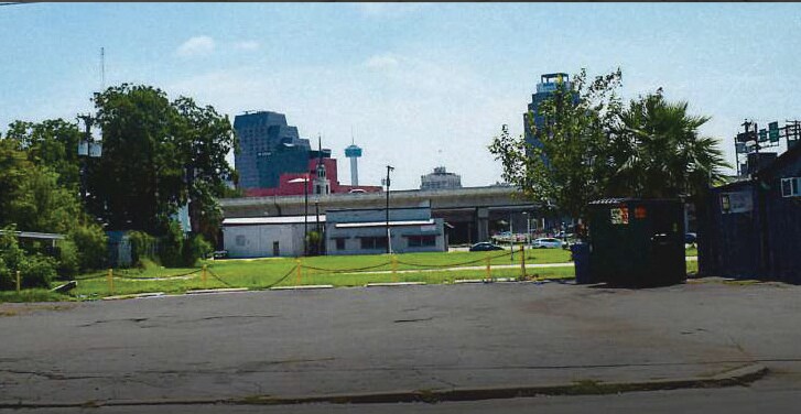 302 W Euclid Ave, San Antonio, TX à louer - Photo de l’immeuble – Image 2 sur 3