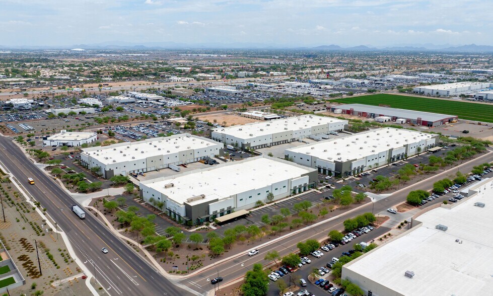 855 N 107th Ave, Avondale, AZ à louer - Photo de l’immeuble – Image 2 sur 5