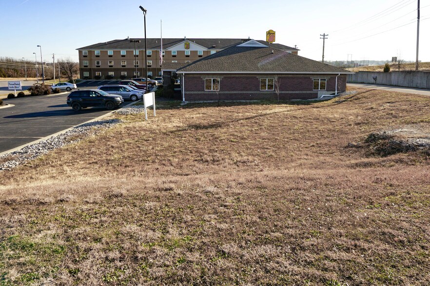 St Robert Blvd, Saint Robert, MO à vendre - Autre – Image 1 sur 2