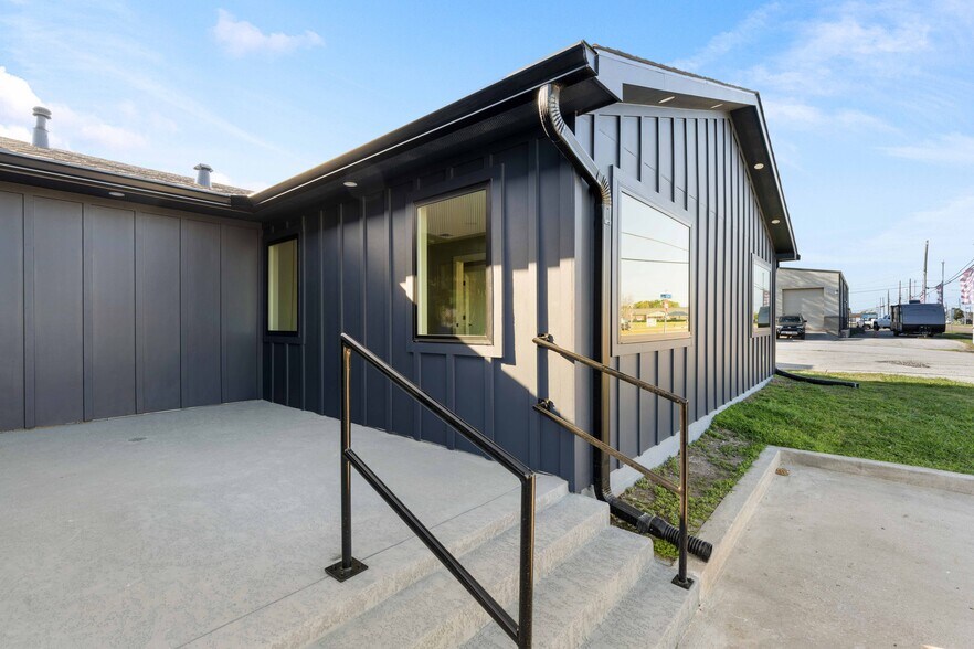 4650 Center St, Deer Park, TX à louer - Photo de l’immeuble – Image 3 sur 12