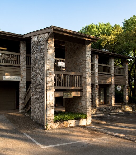 3930 Bee Caves Rd, Austin, TX à louer - Photo de l’immeuble – Image 3 sur 12
