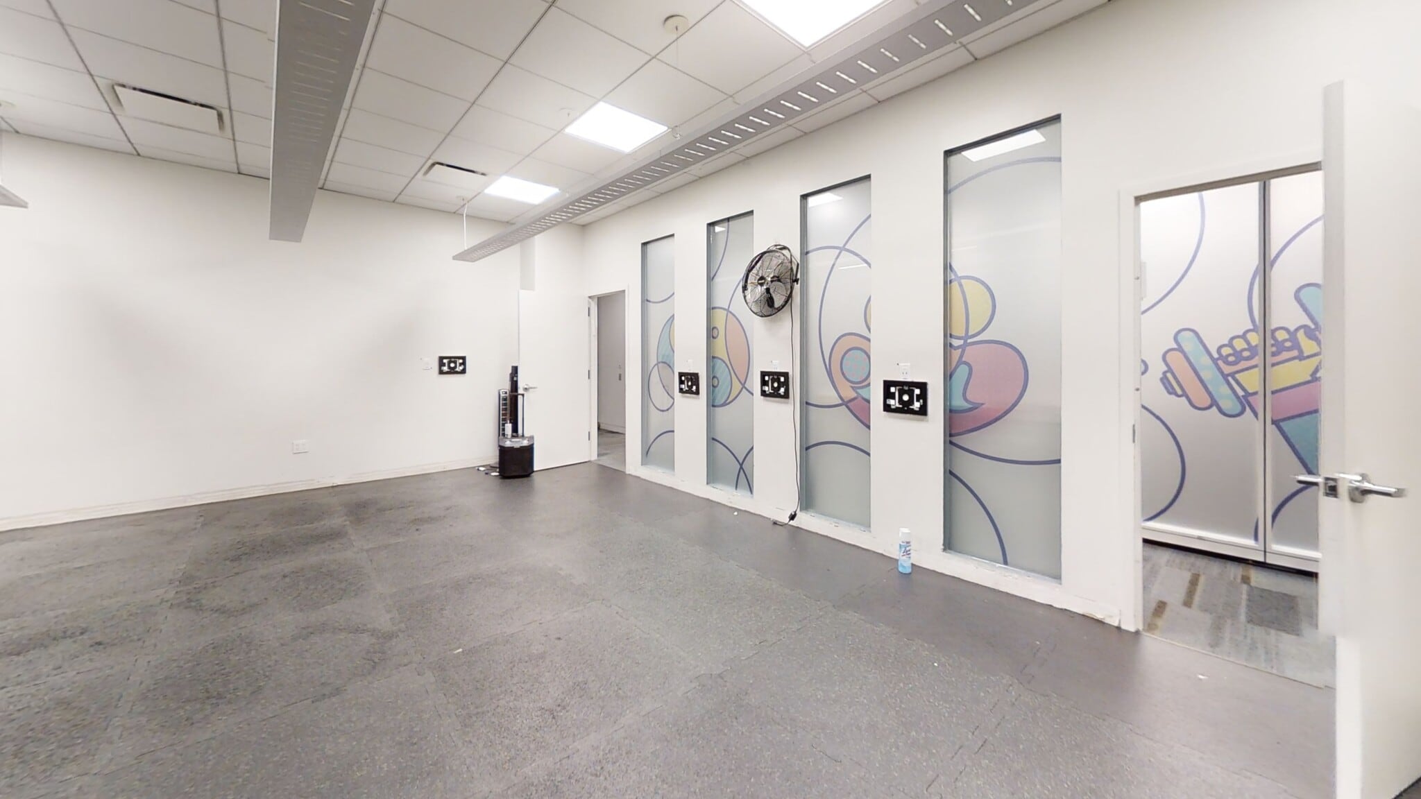 1333 60th St, Brooklyn, NY à louer Photo de l’immeuble– Image 1 sur 10