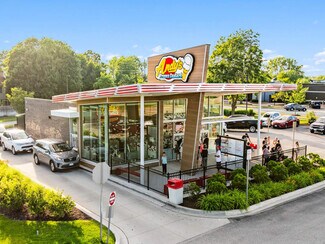 Plus de détails pour 390 N Barrington Rd, Schaumburg, IL - Local commercial à vendre