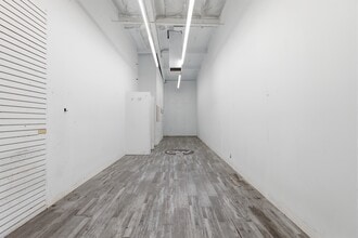 301-329 E 12th St, Los Angeles, CA à louer Photo intérieure– Image 1 sur 5