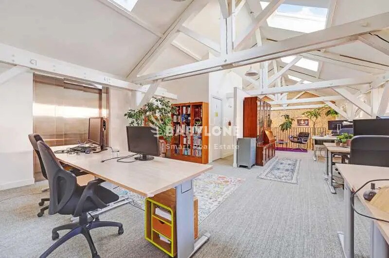 Bureau dans Paris à louer - Photo de l’immeuble – Image 2 sur 22