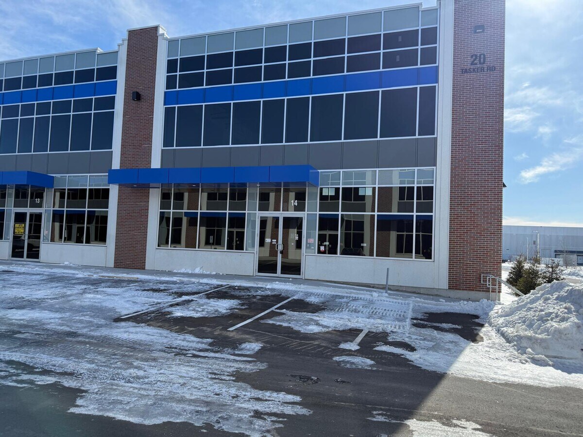 20 Tasker Rd, Brampton, ON L6R 4G8 - Lot 74 (E14) -  - Photo intérieure - Image 1 of 9