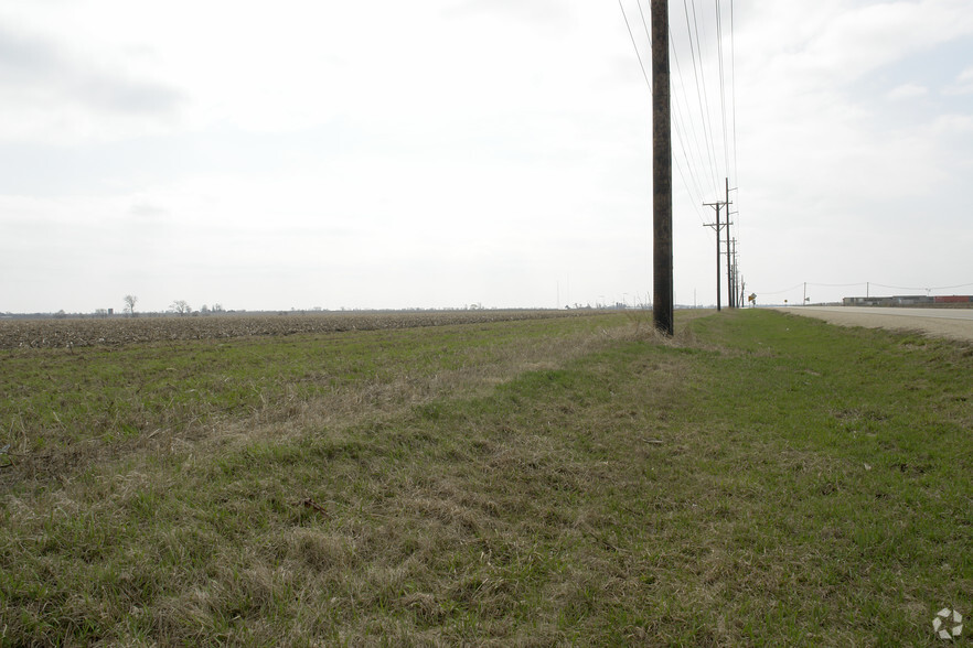 SEC Ritchie Rd, Rochelle, IL à louer - Photo de l’immeuble – Image 2 sur 6