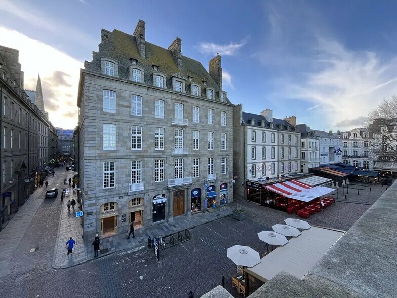 Local commercial dans Saint-Malo à louer - Photo de l’immeuble – Image 3 sur 4