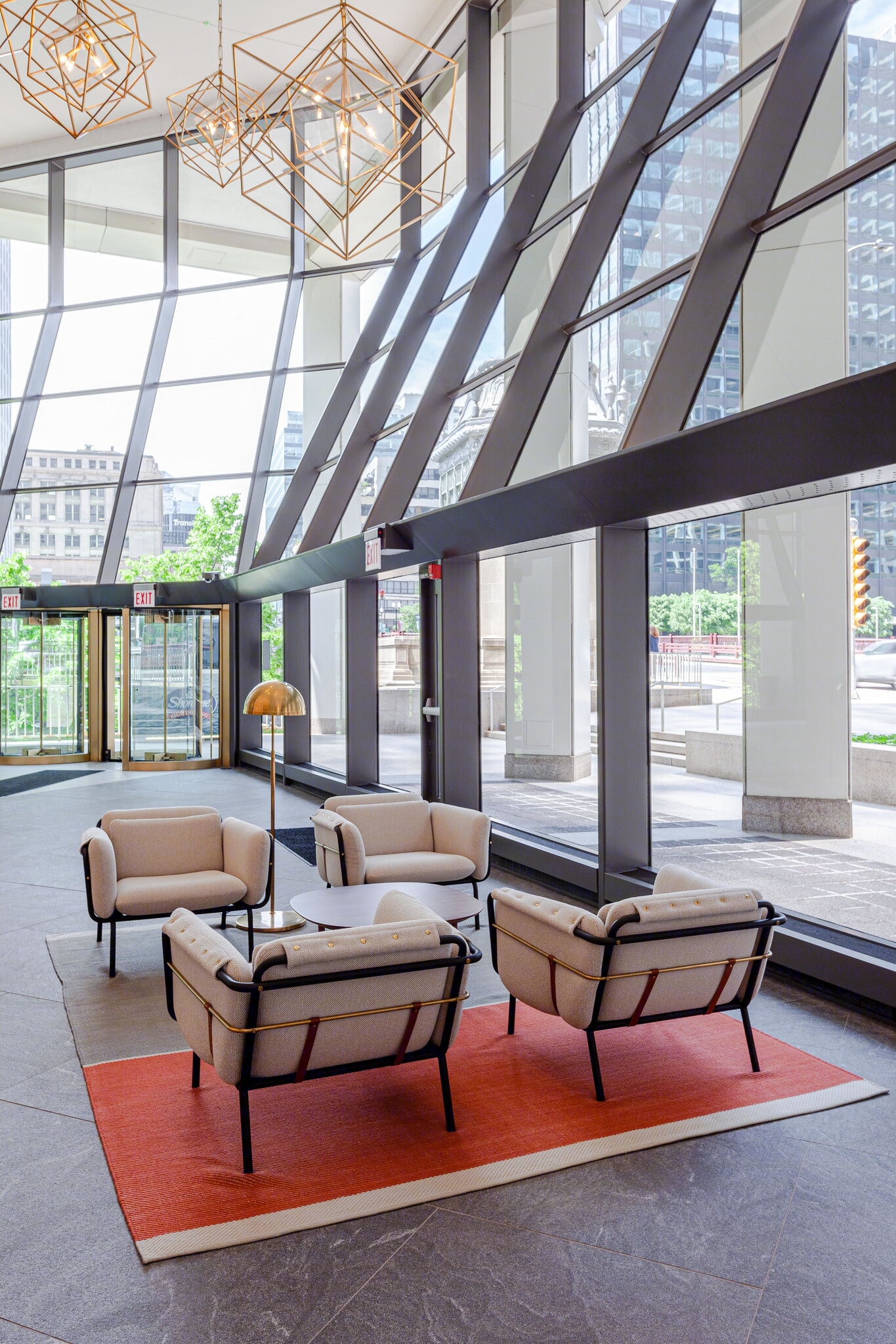 200 S Wacker Dr, Chicago, IL à louer Hall d’entrée– Image 1 sur 5