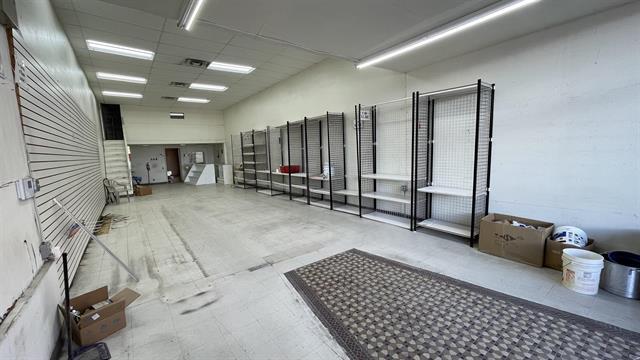 1215 Farragut St, Laredo, TX à louer - Photo de l’immeuble – Image 2 sur 19