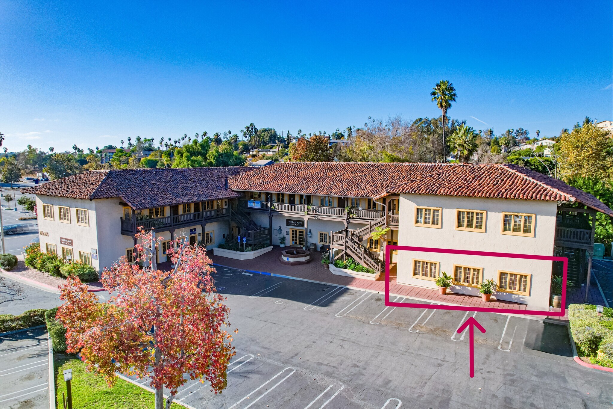 110 Civic Center Dr, Vista, CA à vendre Photo principale– Image 1 sur 9