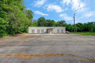 Plus de détails pour 112 Blue Shutters Rd, Elmhurst Township, PA - Industriel/Logistique à vendre