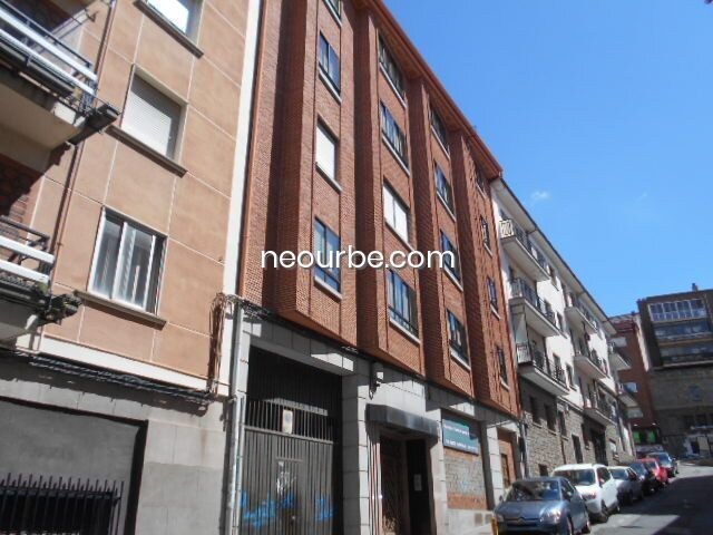 Immeuble residentiel dans Ávila, Ávila à vendre - Photo de l’immeuble – Image 1 sur 2
