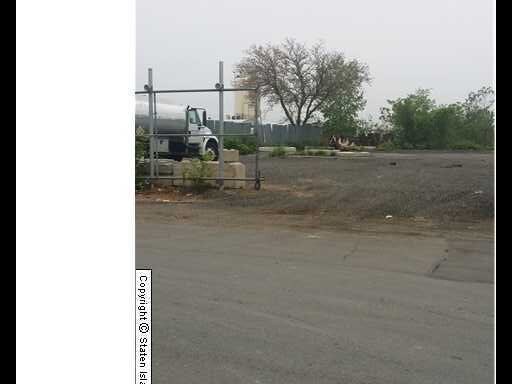 335 Chelsea Rd, Staten Island, NY à louer - Photo de l’immeuble – Image 2 sur 2