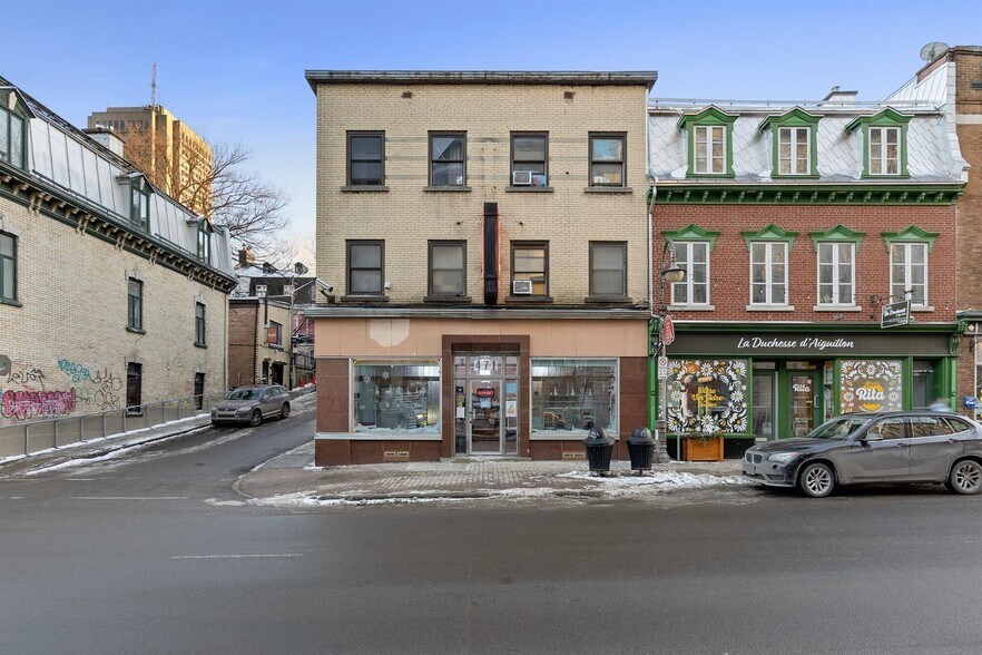 471 Rue Saint-Jean, Québec, QC à vendre - Photo de l’immeuble – Image 2 sur 9