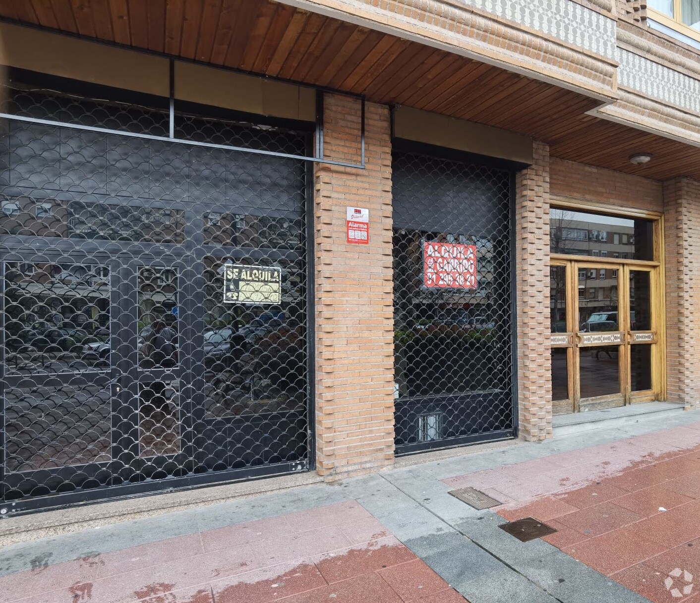 Local commercial dans Getafe, Madrid à louer Photo intérieure– Image 1 sur 2