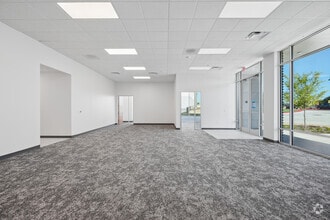 3210 N Central Expy, McKinney, TX à louer Photo intérieure– Image 2 sur 10