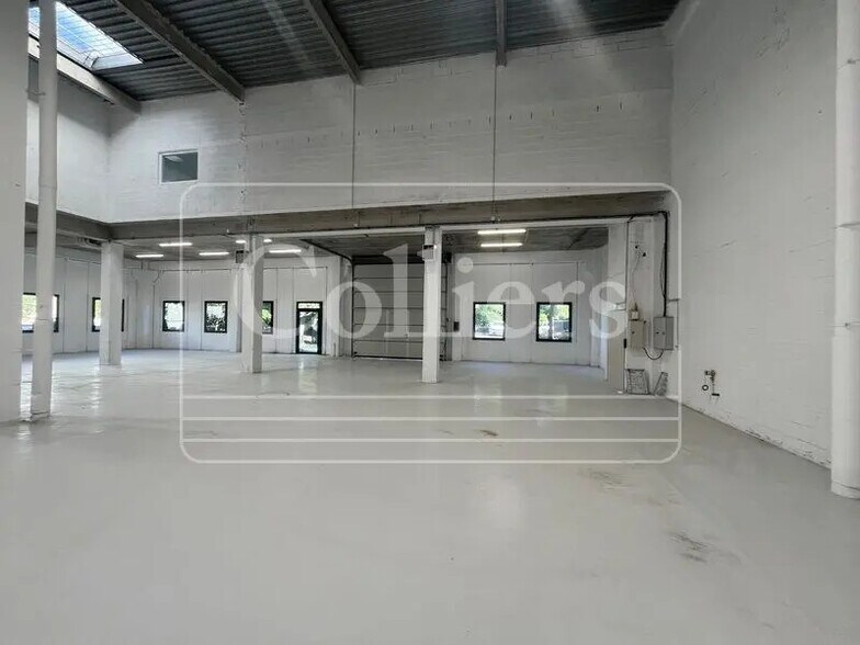 Bureau dans Vitrolles à louer - Photo intérieure – Image 3 sur 9