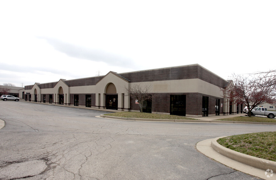 2745-2761 Albright Rd, Kokomo, IN à vendre - Photo principale – Image 1 sur 2