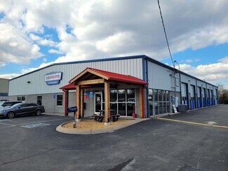 Plus de détails pour 38 Heritage Park Dr, Fletcher, NC - Local commercial à vendre