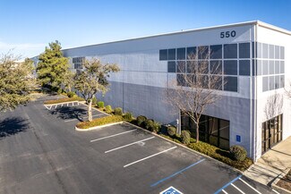 Plus de détails pour 550 N Pioneer Ave, Woodland, CA - Industriel/Logistique à louer