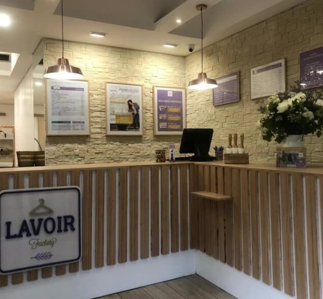 Local commercial dans Paris à louer - Photo de l’immeuble – Image 2 sur 2