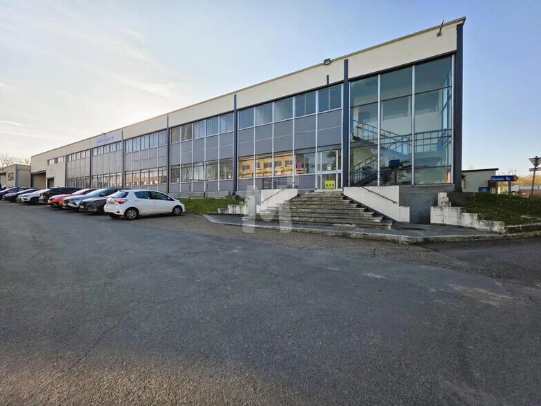 Industriel/Logistique dans Villebon-sur-Yvette à louer - Photo de l’immeuble – Image 2 sur 11