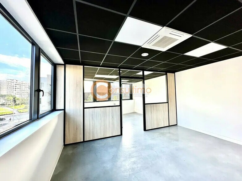 Bureau dans Talence à vendre - Photo de l’immeuble – Image 3 sur 8