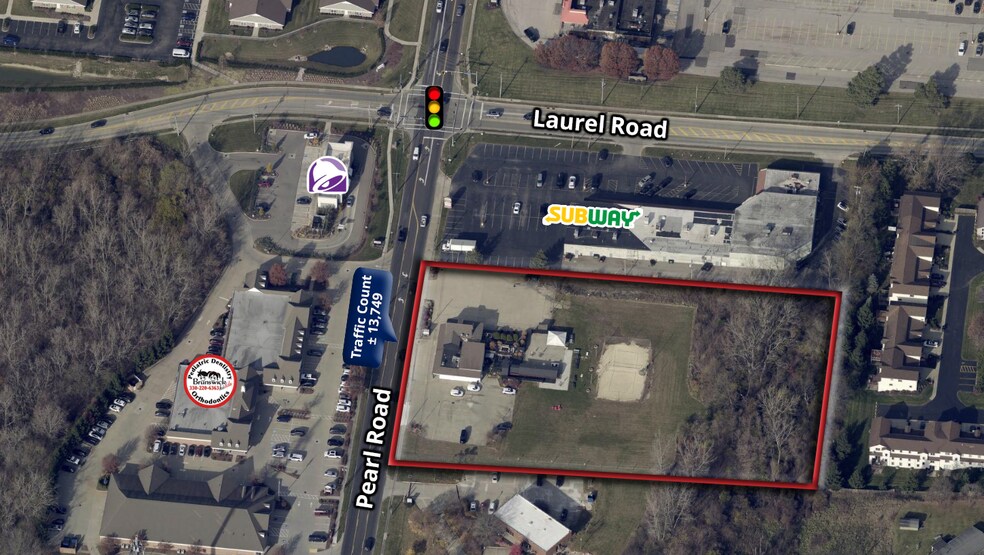 1813 Pearl Rd, Brunswick, OH à vendre - Photo de l’immeuble – Image 2 sur 3