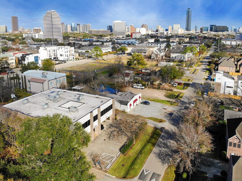 5906 Dolores St, Houston, TX à louer - Photo de l’immeuble – Image 2 sur 5