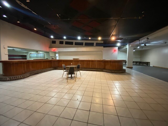 2525 Dixon St, Stevens Point, WI à louer - Photo intérieure – Image 3 sur 27