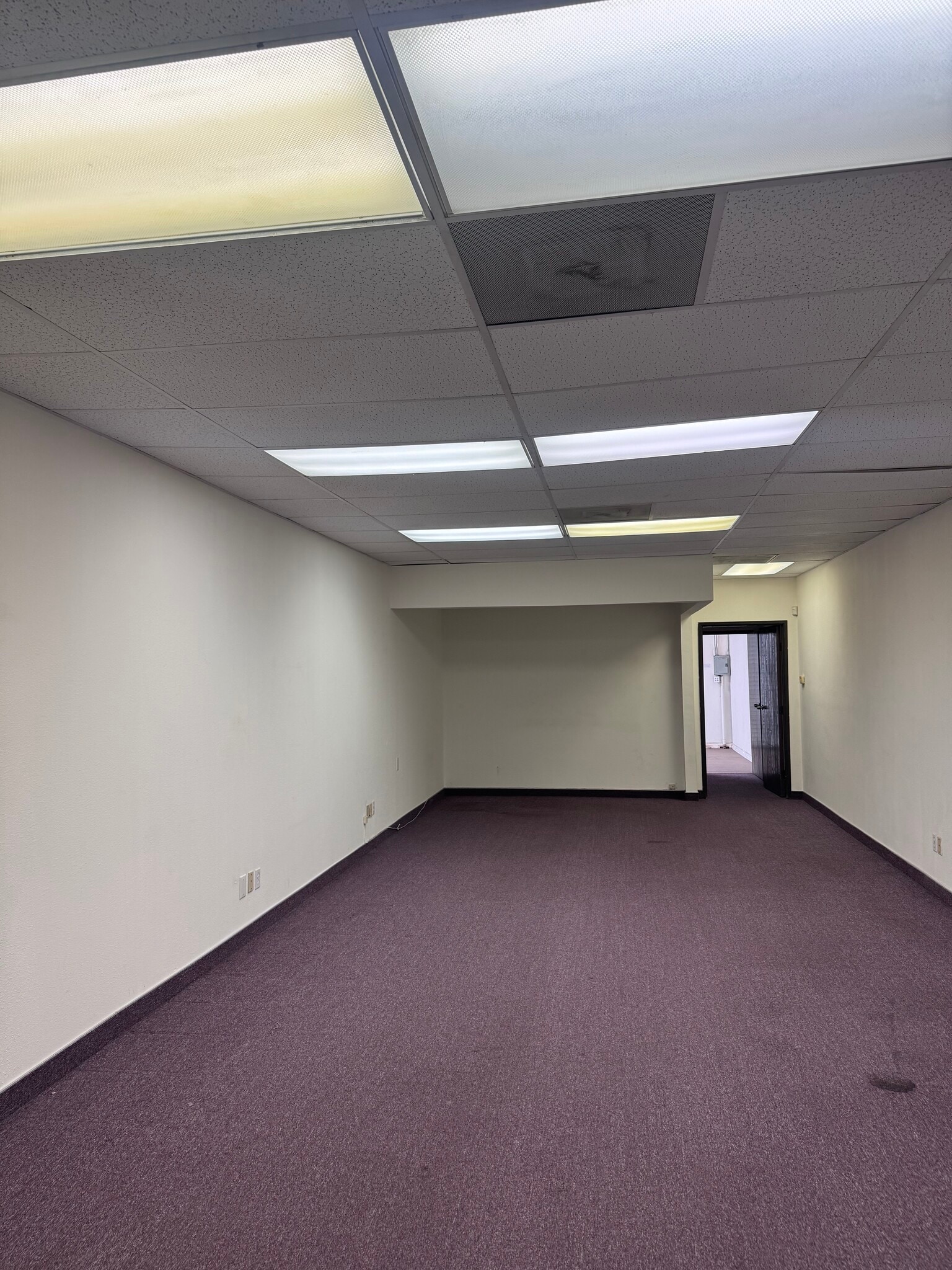 3360 Flair Dr, El Monte, CA à louer Photo intérieure– Image 1 sur 3