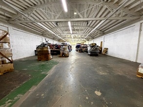 533 E 31st St, Los Angeles, CA à louer Photo intérieure– Image 2 sur 6