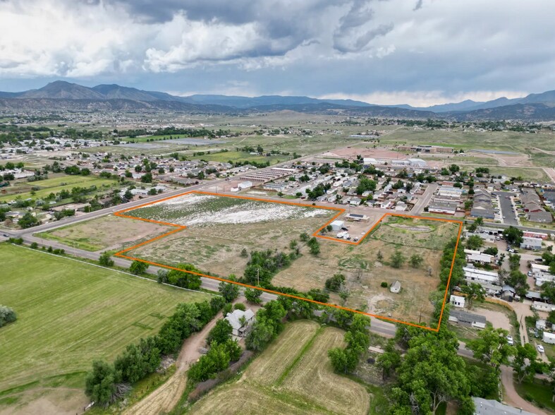 Field & Elizabeth St, Canon City, CO à vendre - Aérien – Image 3 sur 11