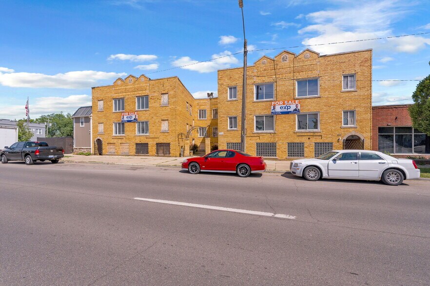 15523 Mack Ave, Detroit, MI à vendre - Photo de l’immeuble – Image 3 sur 29