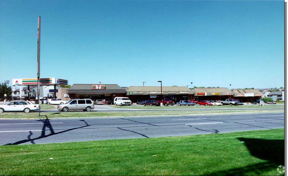 9074-9098 W Camp Bowie West Blvd, Fort Worth, TX à louer - Photo de l’immeuble – Image 2 sur 8